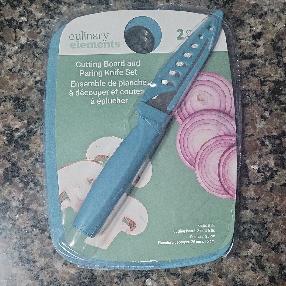 Culinary Elements Cutting Board and Paring Knife Set new blue color